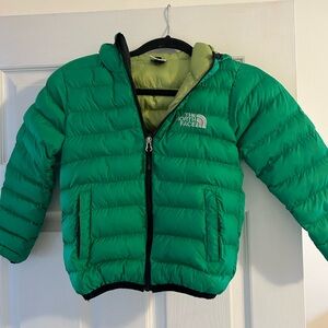 The North Face Youth XL Down Puffer Jacket Green Hooded Lightweight Warm